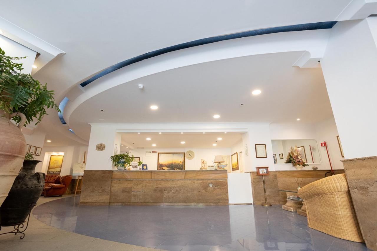 פסטום Hotel Poseidonia Mare מראה חיצוני תמונה